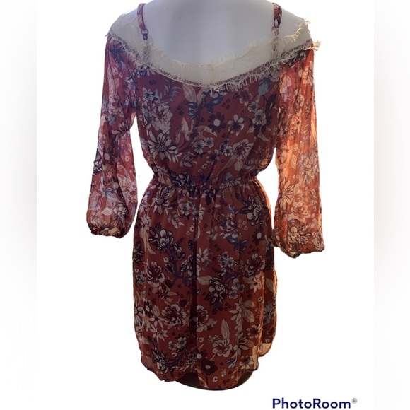 Gypsey&moondust Off the shoulder Dress - Picture 2 of 4